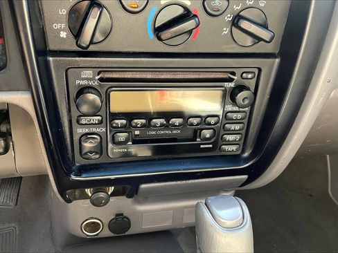 Used 2003 Toyota Tacoma 4x4 Xtracab V6 image 15