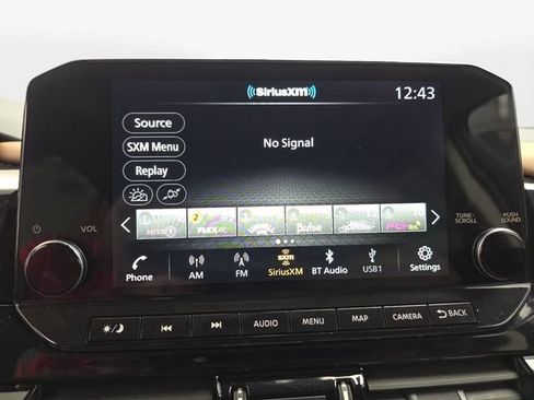Used 2025 Nissan Pathfinder Platinum w/ Cargo Package FWD image 21