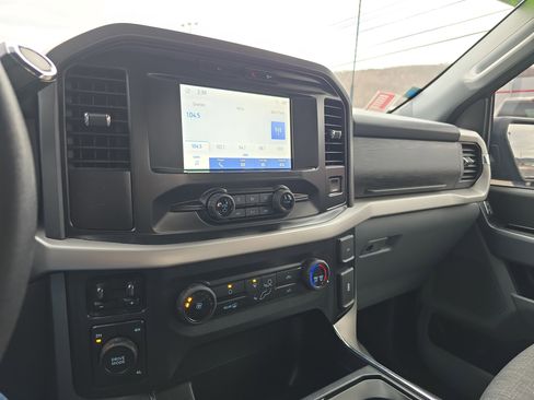 Used 2022 Ford F150 XLT image 25