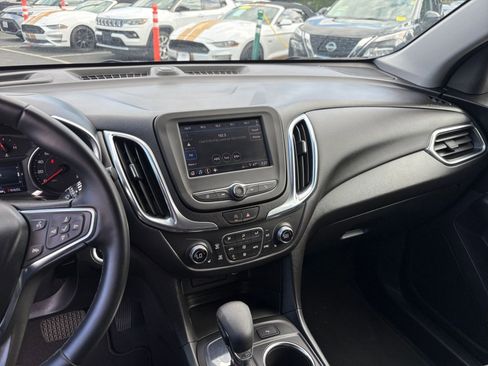Used 2024 Chevrolet Equinox LT FWD image 17
