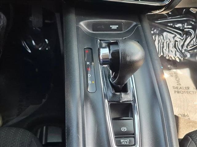 Used 2018 Honda HR-V EX image 12