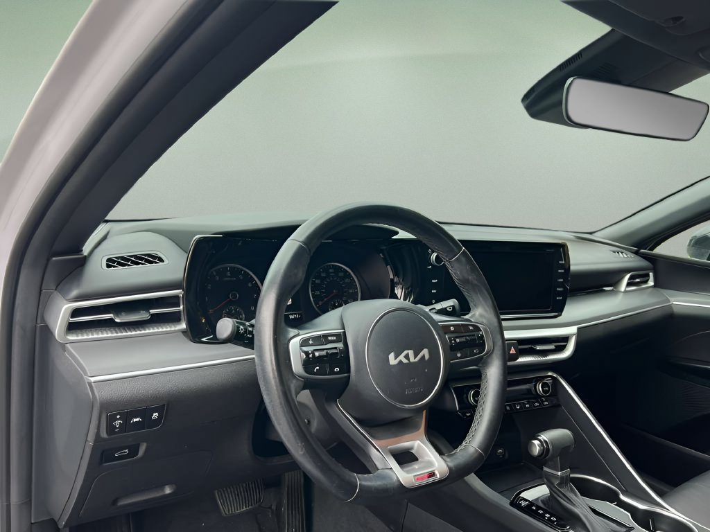 Used 2022 Kia K5 GT-Line AWD/4WD image 19