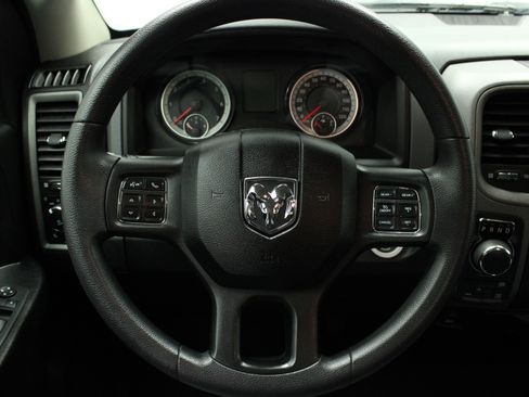 Used 2019 RAM 1500 Express image 22