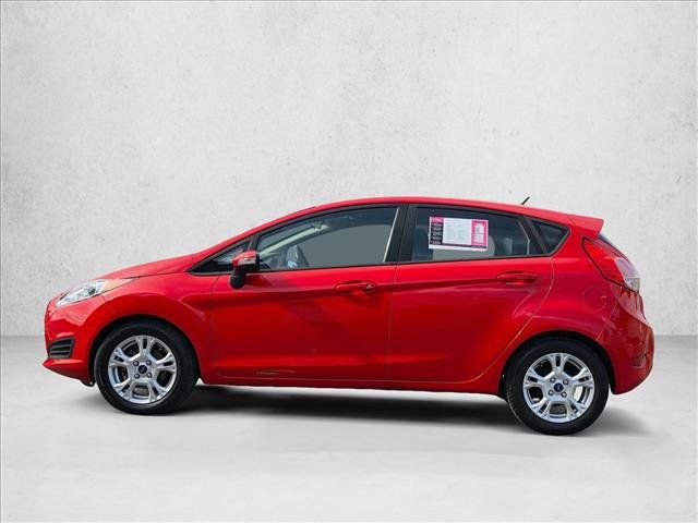 Used 2015 Ford Fiesta SE FWD image 2