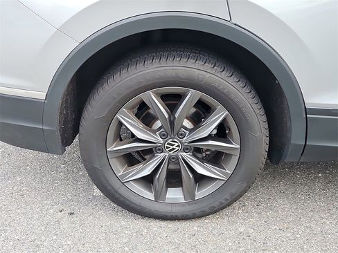 Used 2024 Volkswagen Tiguan Wolfsburg Edition image 9