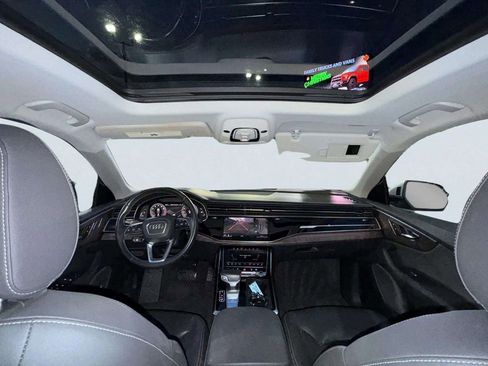 Used 2019 Audi Q8 Prestige image 9
