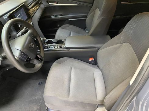 Used 2025 Toyota Camry LE FWD image 20