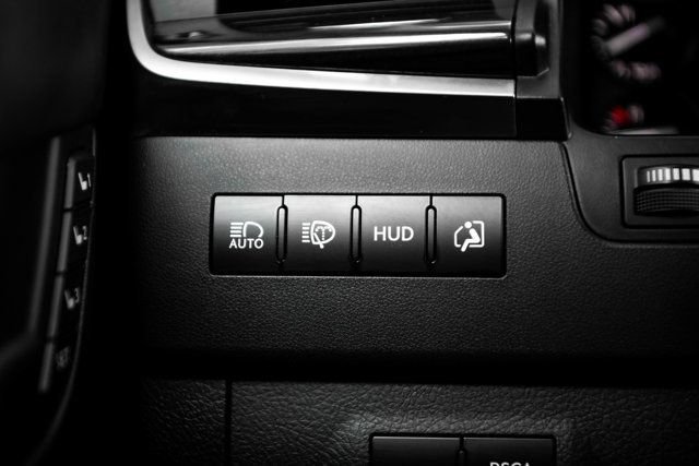 Used 2016 Lexus LX 570 4WD w/ Luxury Package image 50