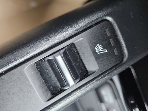 Used 2022 Kia Telluride S image 35