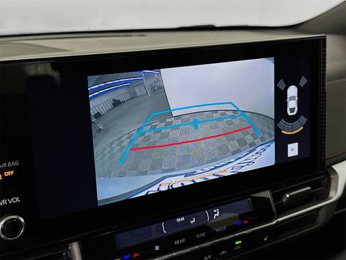 Certified 2025 Toyota Sienna XSE image 14