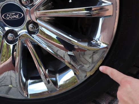 Used 2012 Ford Taurus Limited image 29