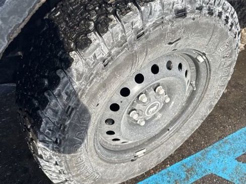 Used 2023 Ford Bronco Black Diamond image 5