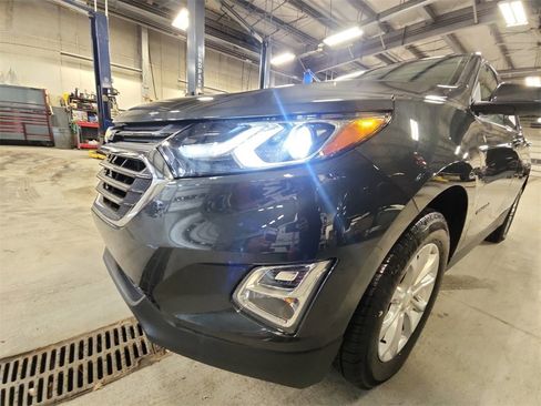 Used 2019 Chevrolet Equinox LT w/ Driver Convenience Package image 29