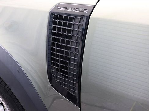 Used 2020 Land Rover Defender 110 First Edition AWD/4WD image 72