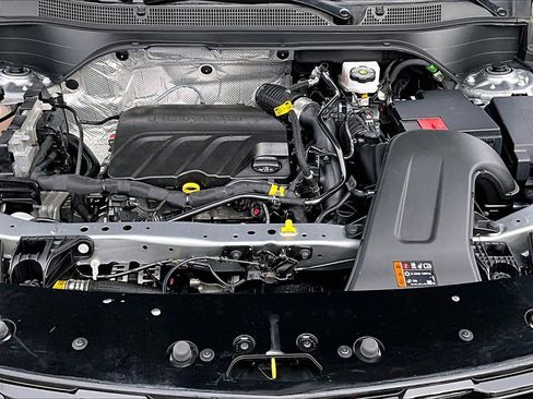 Used 2024 Chevrolet Trax ACTIV w/ Driver Confidence Package image 30