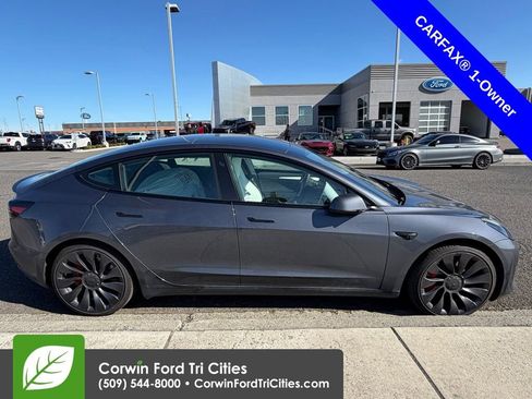 Used 2023 Tesla Model 3 Performance image 12