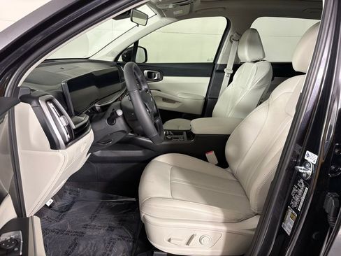 New 2026 Kia Sorento S w/ S Panoramic Sunroof Package FWD image 16