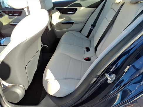 Used 2023 Mercedes-Benz C 300 4MATIC Sedan image 13