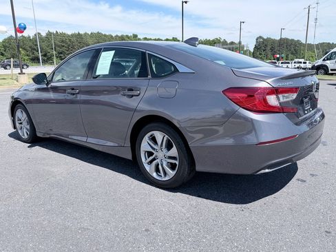 Used 2018 Honda Accord LX image 7