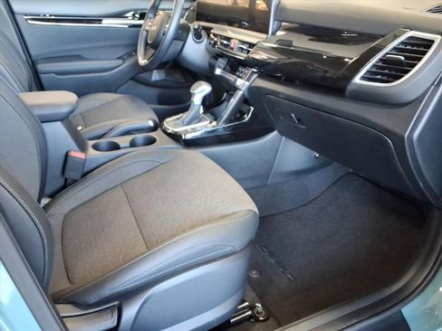 Certified 2025 Kia Seltos S image 7