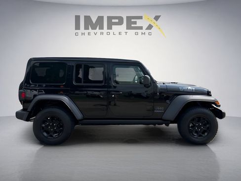Used 2023 Jeep Wrangler Unlimited w/ Sun & Screen Package AWD/4WD image 7
