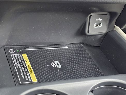 Used 2025 Honda HR-V EX-L image 6