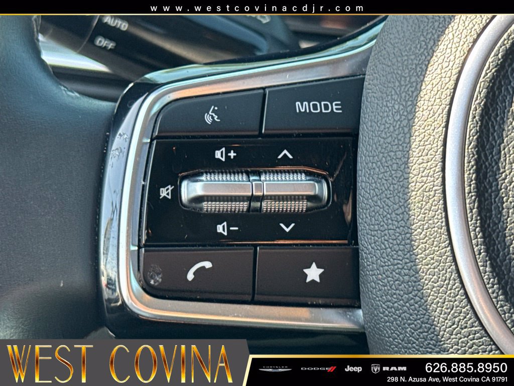 Used 2024 Kia Sorento S FWD image 25