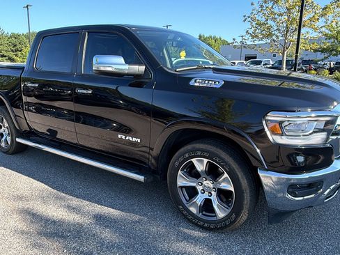 Used 2019 RAM 1500 Laramie AWD/4WD image 5