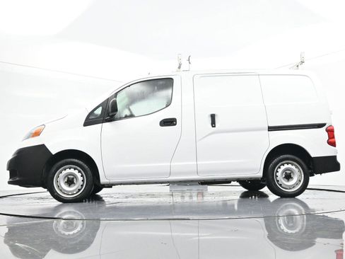 Used 2019 Nissan NV200 S image 36