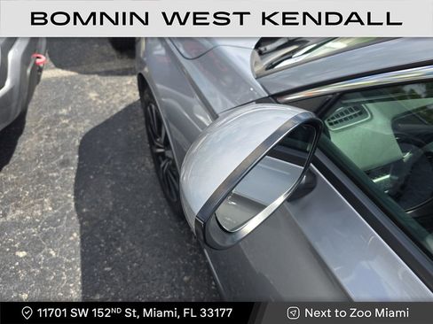 Used 2022 Honda Civic EX-L image 9