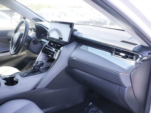 Used 2021 Toyota Venza Limited w/ Advanced Technology Package AWD/4WD image 32