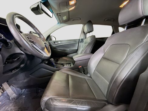 Used 2021 Hyundai Tucson Limited FWD image 22