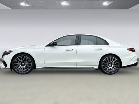 Used 2026 Mercedes-Benz E 350 Sedan image 2