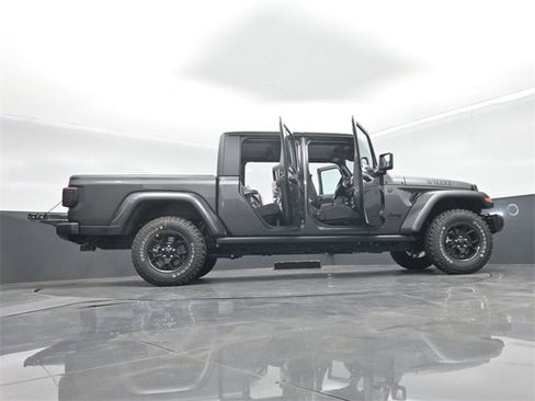 New 2026 Jeep Gladiator Willys image 71