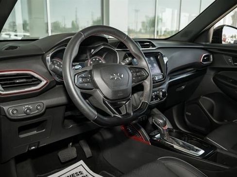 Used 2021 Chevrolet TrailBlazer RS w/ Sun and Liftgate Package image 30