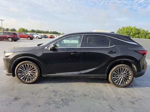Used 2023 Lexus RX 350 FWD w/ Accessory Package image 2