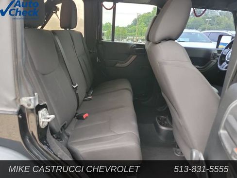 Used 2016 Jeep Wrangler Unlimited Sport w/ Connectivity Group AWD/4WD image 23