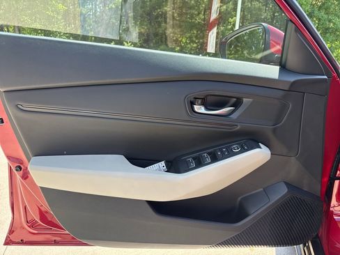 Used 2023 Honda Accord EX image 14