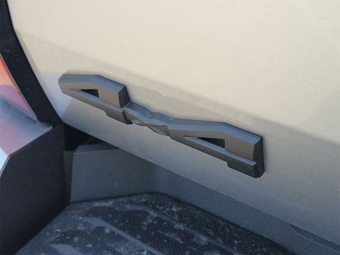 New 2026 Toyota Tundra SR5 image 8