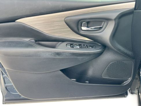 Used 2017 Nissan Murano SV image 13