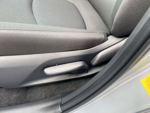 New 2025 Toyota RAV4 LE image 30