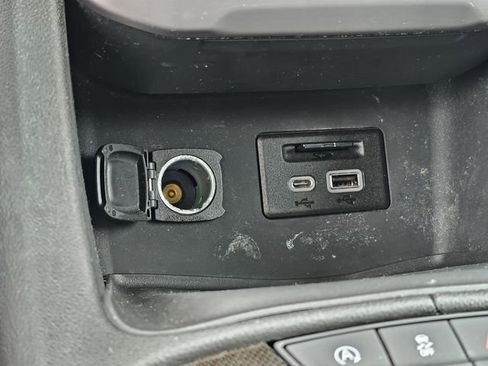 Used 2023 GMC Acadia AT4 w/ Technology Package image 23