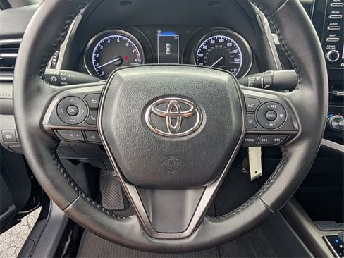 Used 2023 Toyota Camry SE image 29