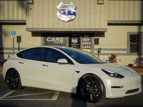 Used 2022 Tesla Model 3 Long Range image 4