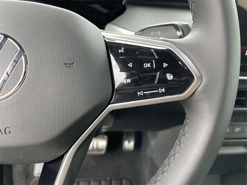 New 2025 Volkswagen ID. Buzz Pro S image 22