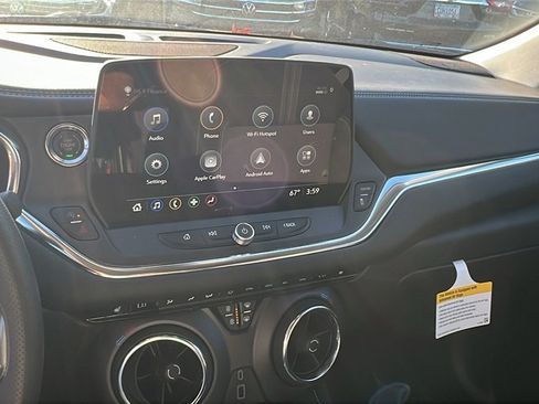 New 2026 Chevrolet Blazer LT image 24