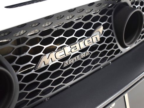 New 2025 McLaren Artura Spider image 12