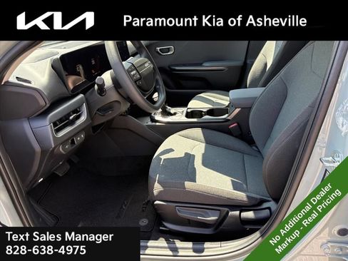 New 2026 Kia K4 FWD image 16