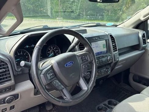 Used 2019 Ford F150 XLT w/ Equipment Group 302A Luxury AWD/4WD image 22