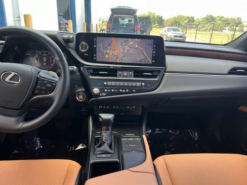 Used 2022 Lexus ES 350 w/ Premium Package FWD image 16